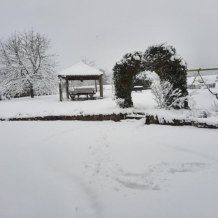 Gorgeous Holiday Home In Stoumont With Garden Bagian luar foto