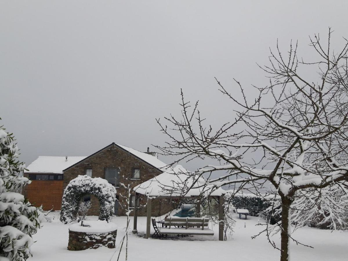 Gorgeous Holiday Home In Stoumont With Garden Bagian luar foto