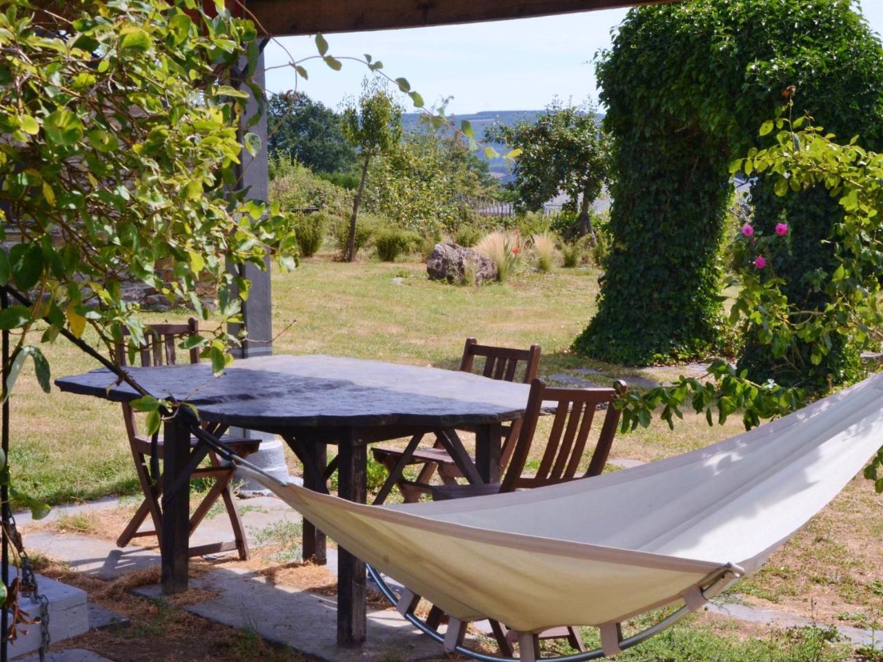 Gorgeous Holiday Home In Stoumont With Garden Bagian luar foto